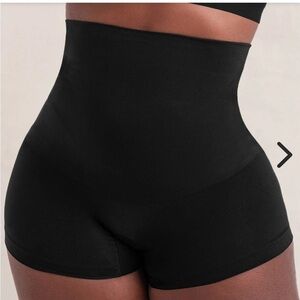 Shapermint Essentials All Day Every Day High-Waisted Shaper Boyshort